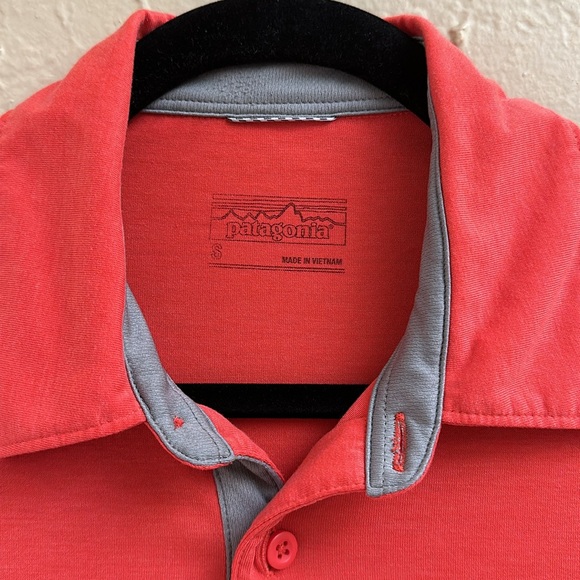Patagonia women's coral polo shirt size Small - Picture 2 of 5